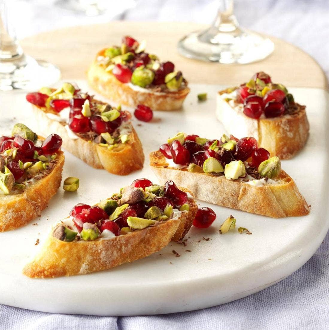 Pomegranate Pistachio Italian Crostini Recipe